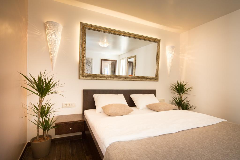 Apartment Shambala Sea View Rovinj Bagian luar foto