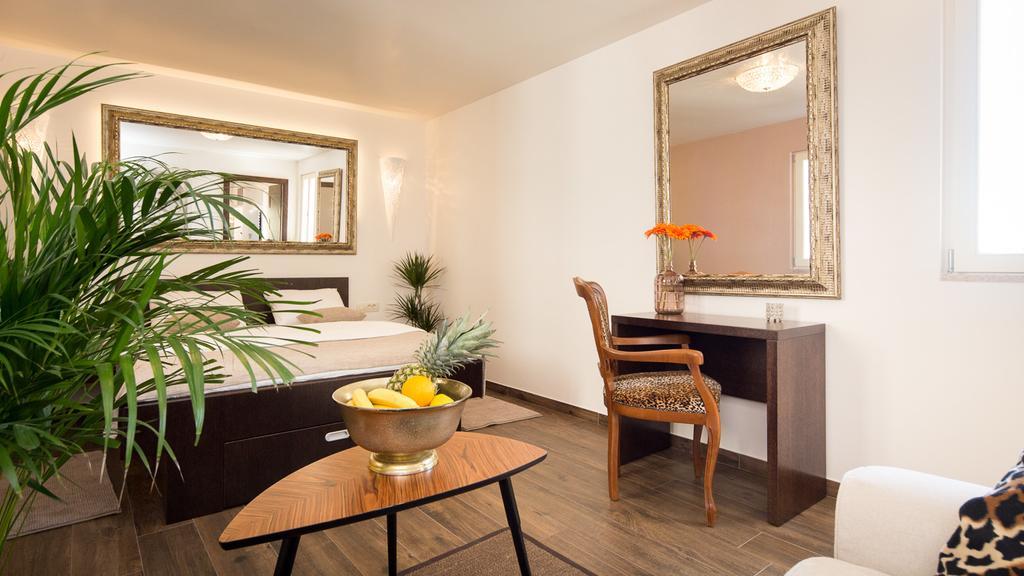 Apartment Shambala Sea View Rovinj Bagian luar foto